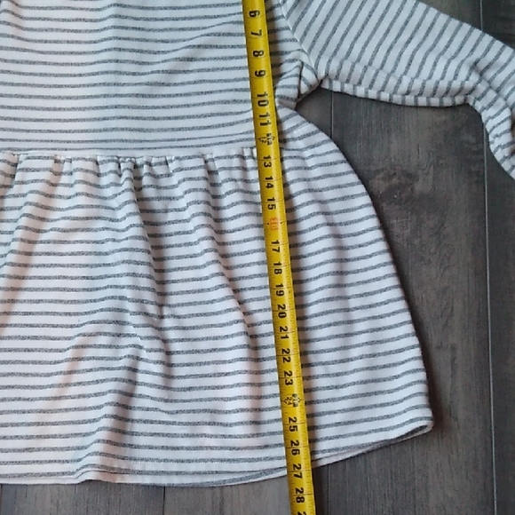 Roolee White and Gray Striped Long Sleeve Top - Picture 4 of 5